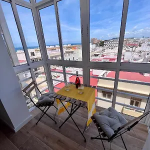 https://gatu-el-mirador-de-la-via.hotelsincadiz.net